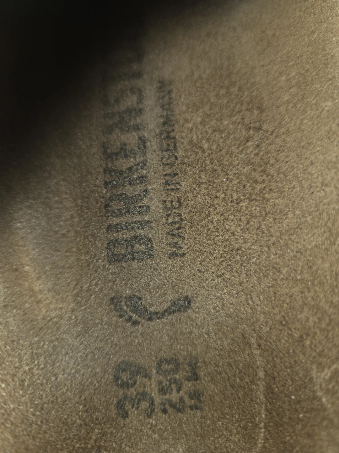 Birkenstock White Sandals Size 39 - photo 3