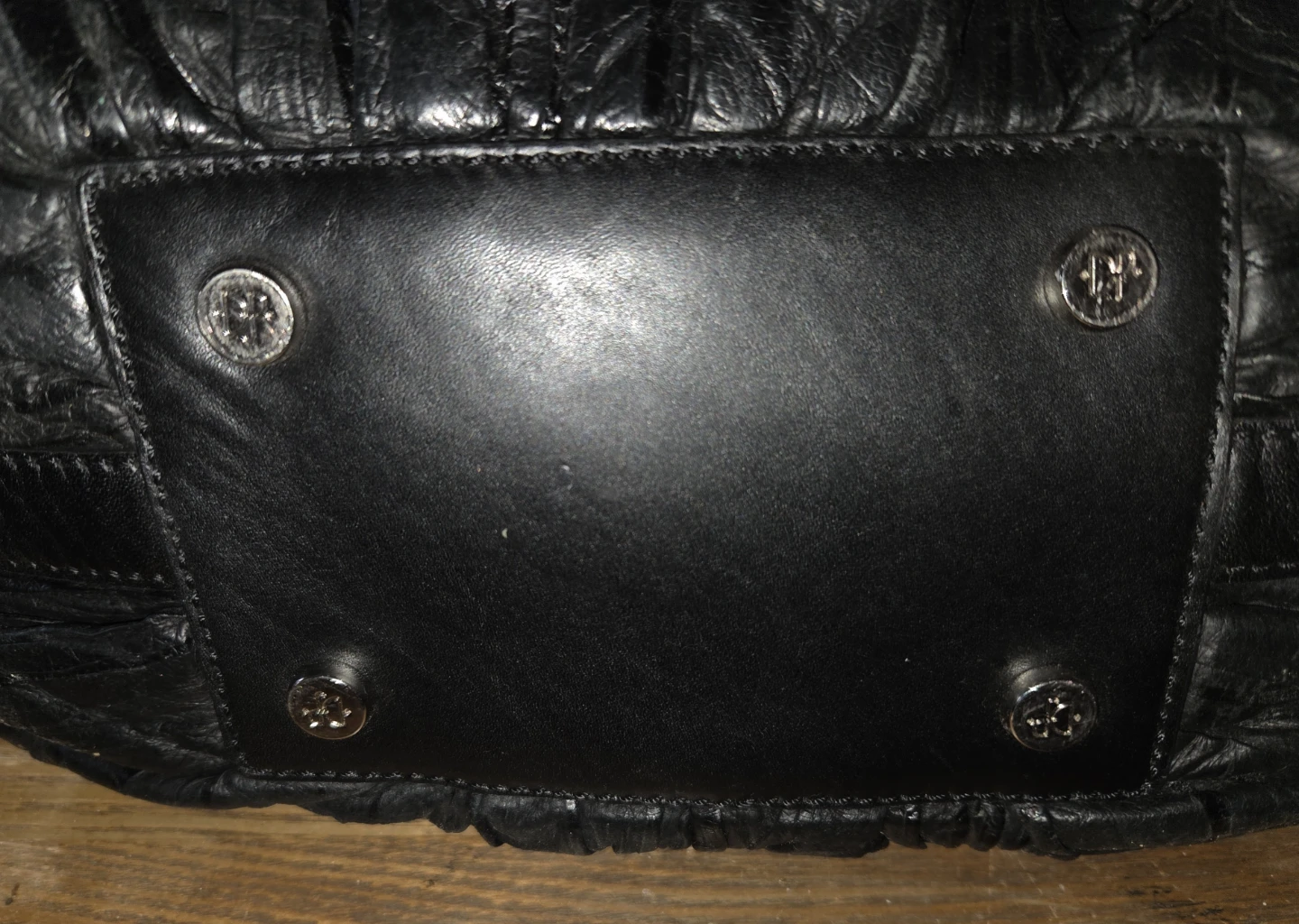 Donald J Pliner black leather handbag - photo 3