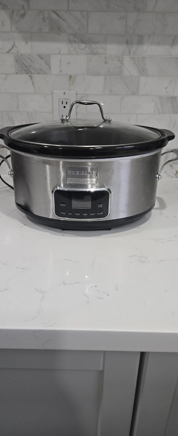 Frigidaire slow cooker