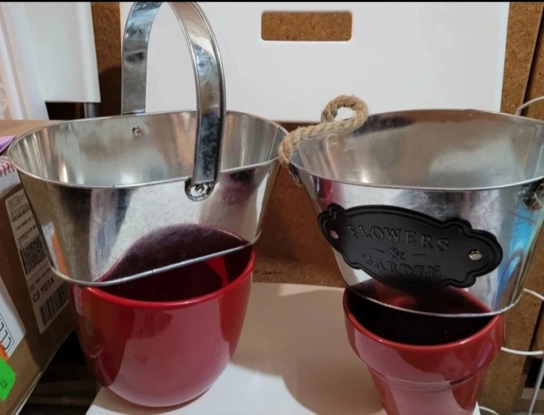 Metal flower buckets and holder