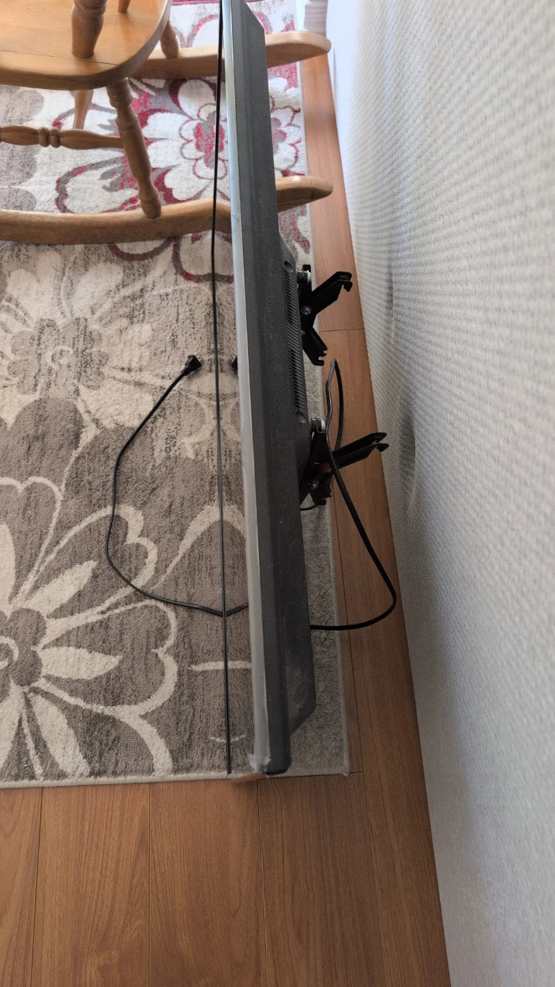 Hisense Flat Screen Television - photo 2