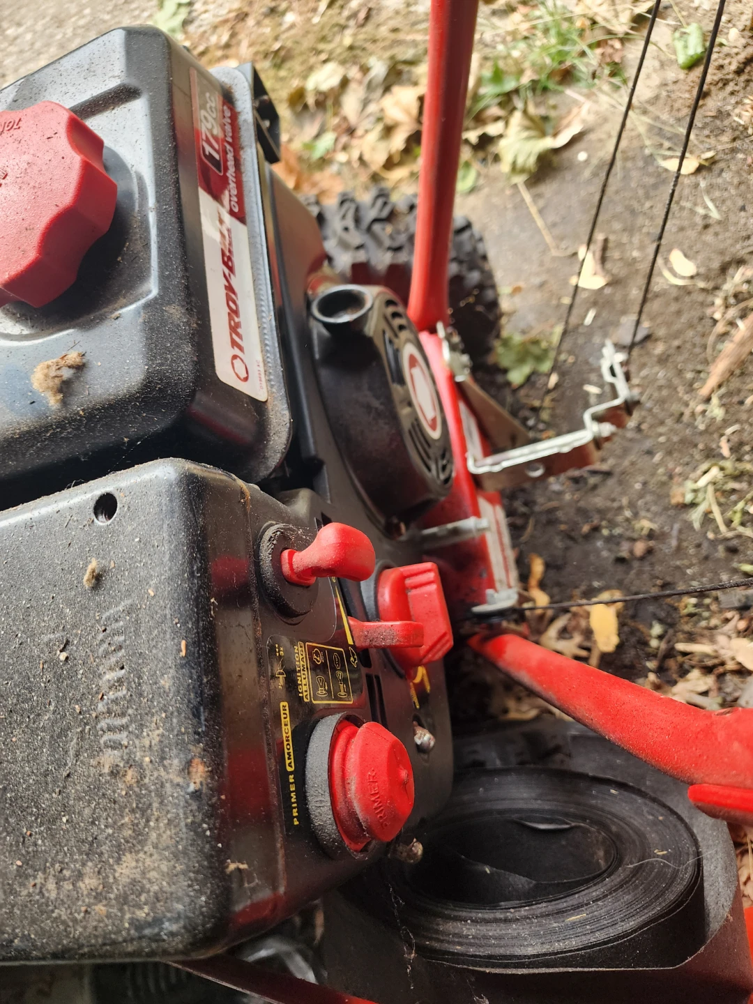 Troy-Bilt Storm 2410 Snow Blower - photo 5