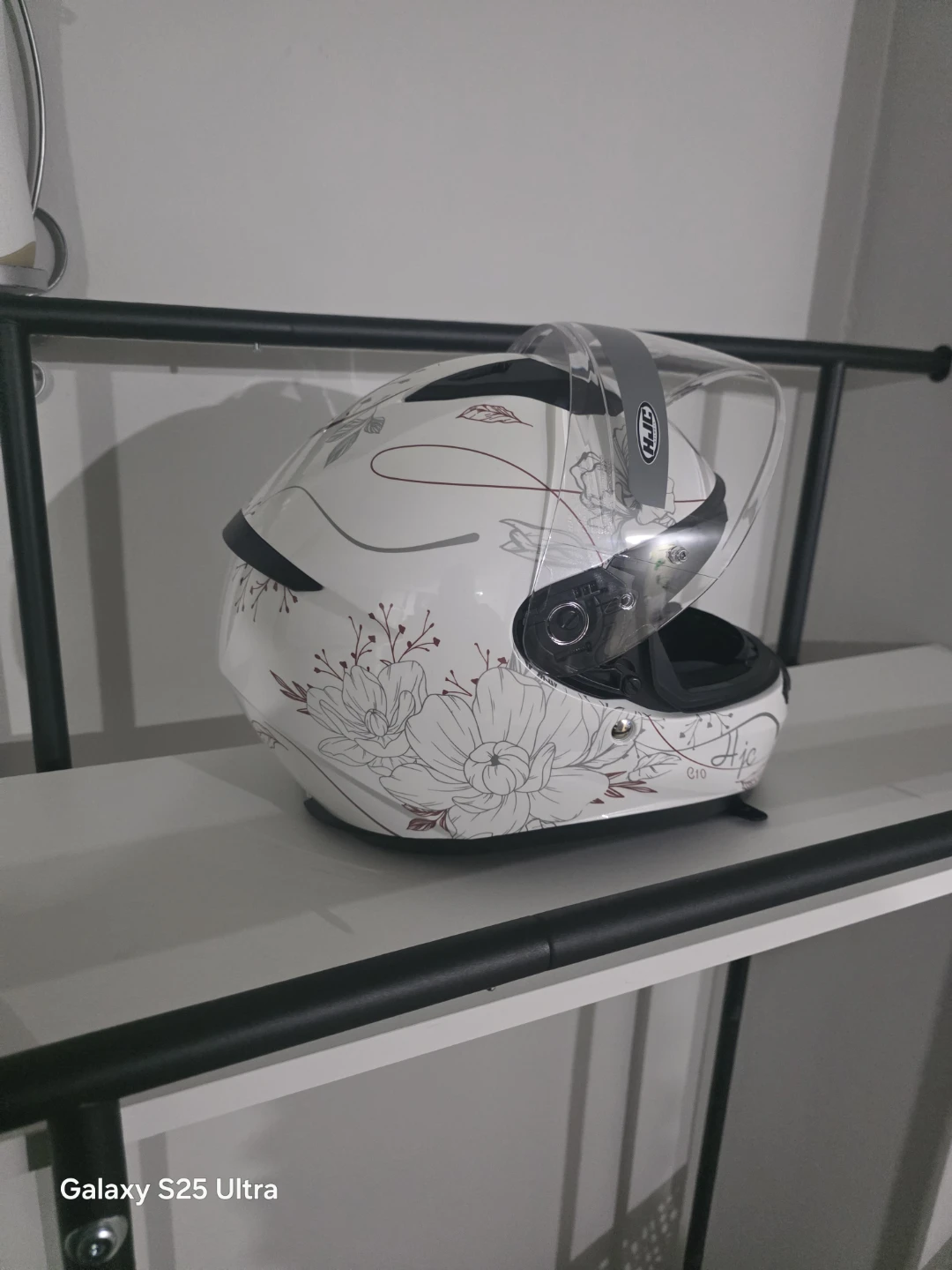 HJC C10 Epik Helmet Size Medium - photo 4