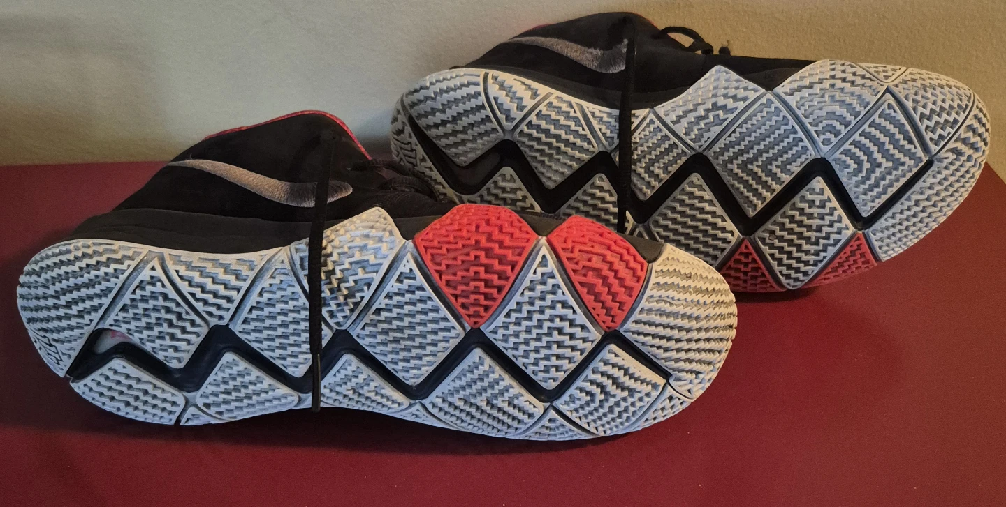 Nike Kyrie 4 Basketball Shoes Black and Red - photo 5