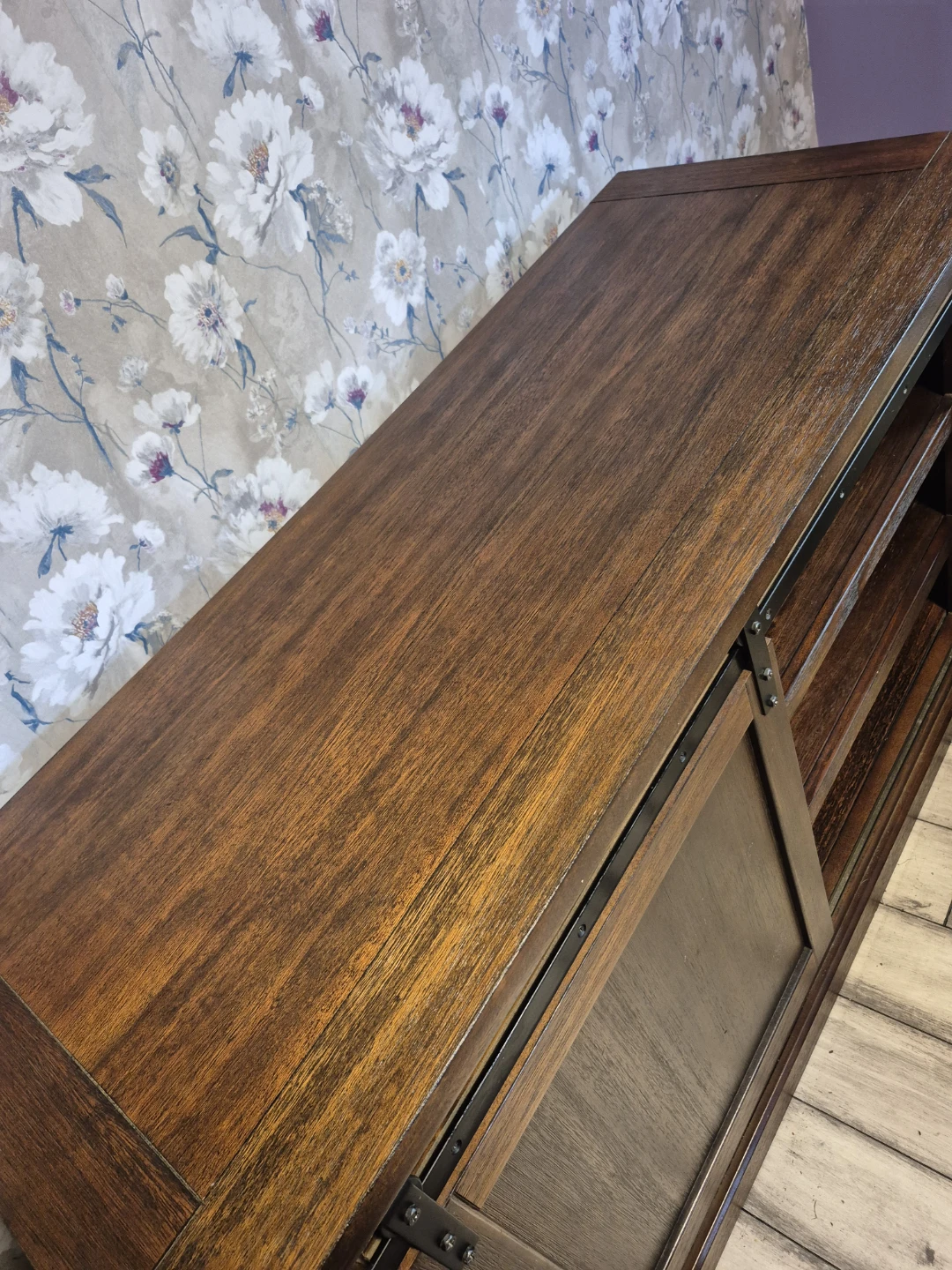 Entertainment stand - photo 2