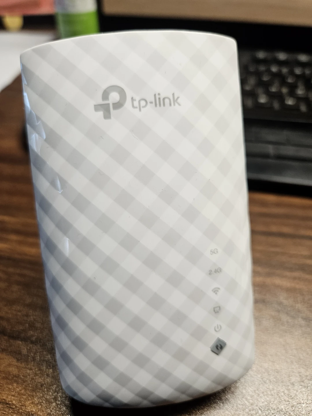 TP-Link AC750 Wi-Fi Range Extender (RE200)