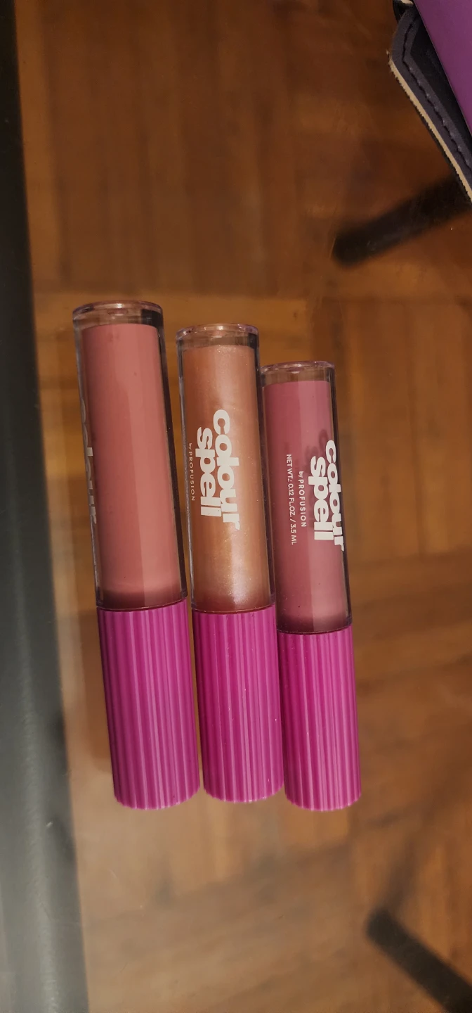 3 Profusion Colour Spell Lip Glosses - photo 2