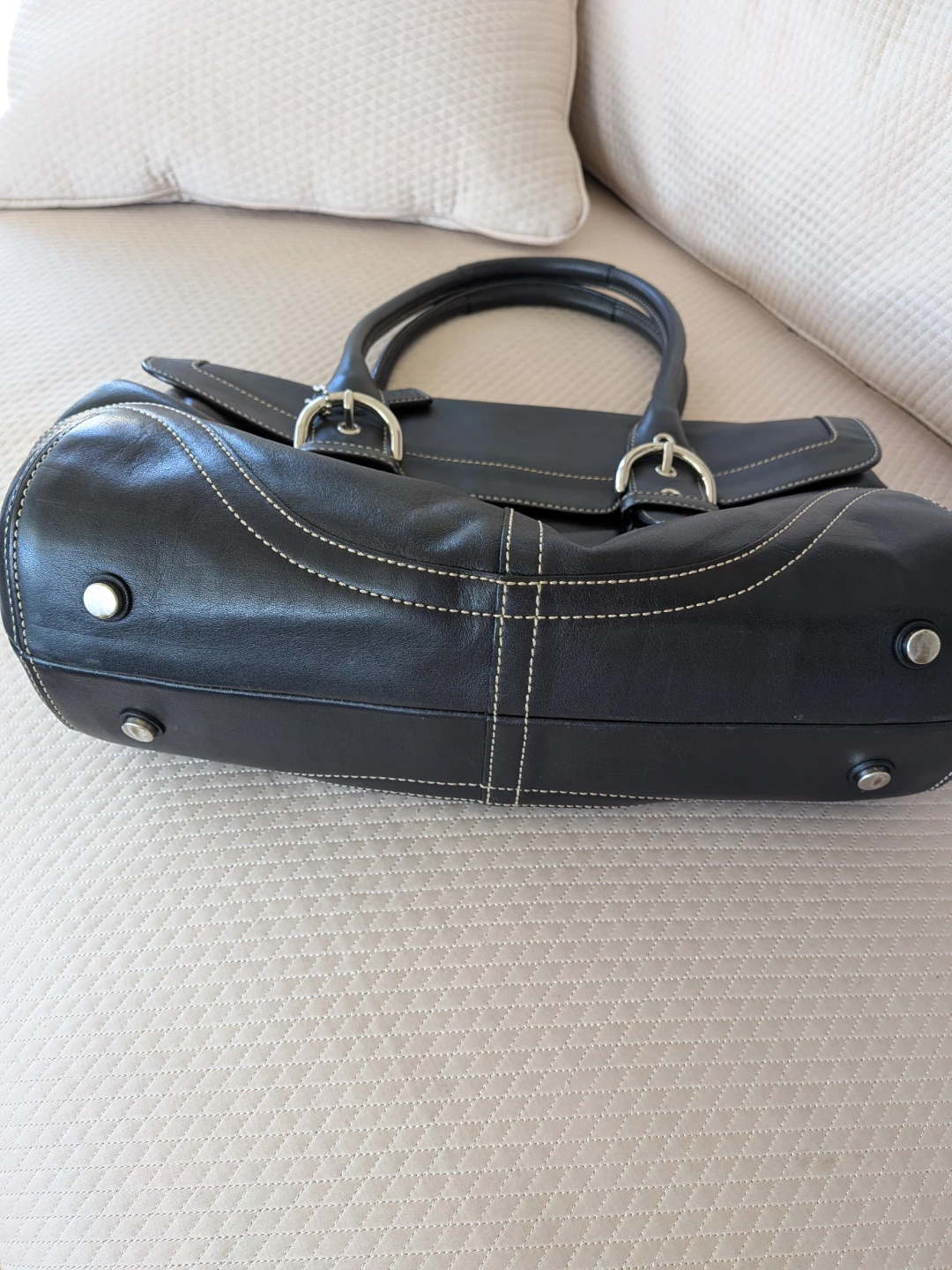 Black Coach Leather Handbag - photo 2