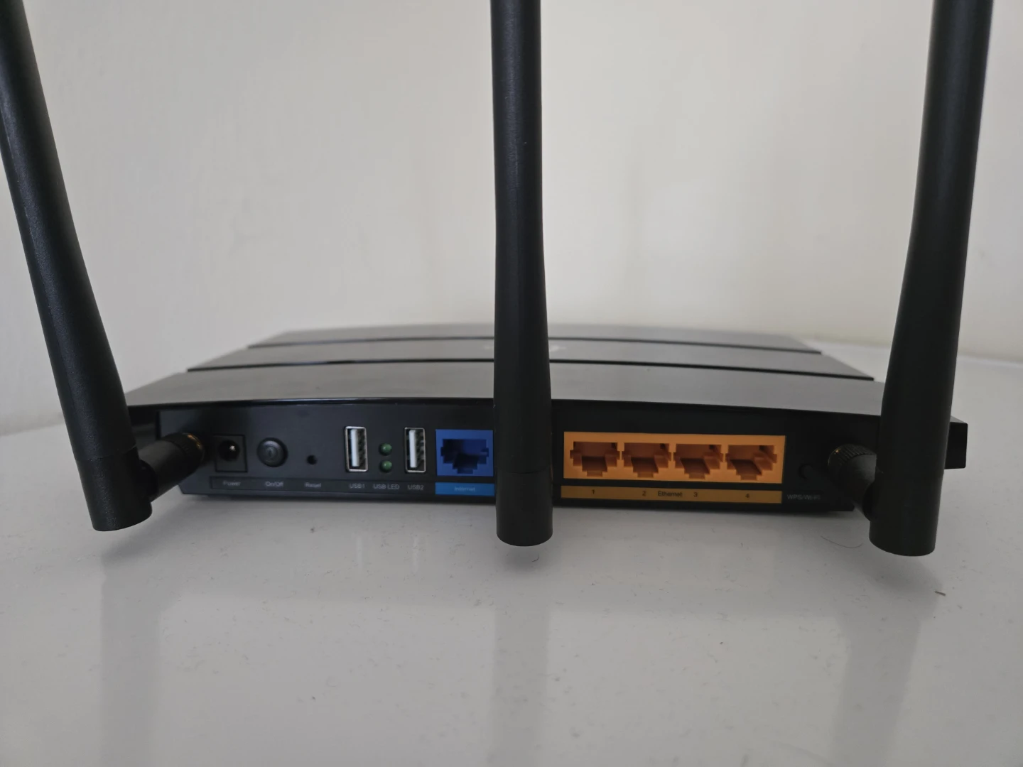 TP-Link Archer C7 AC1750 Wireless Dual Band Gigabit Router - photo 3