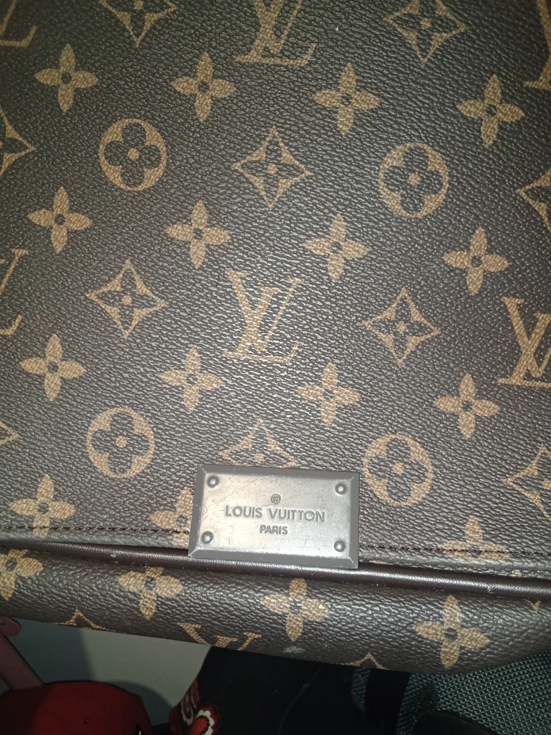 Louis Vuitton Messenger Bag