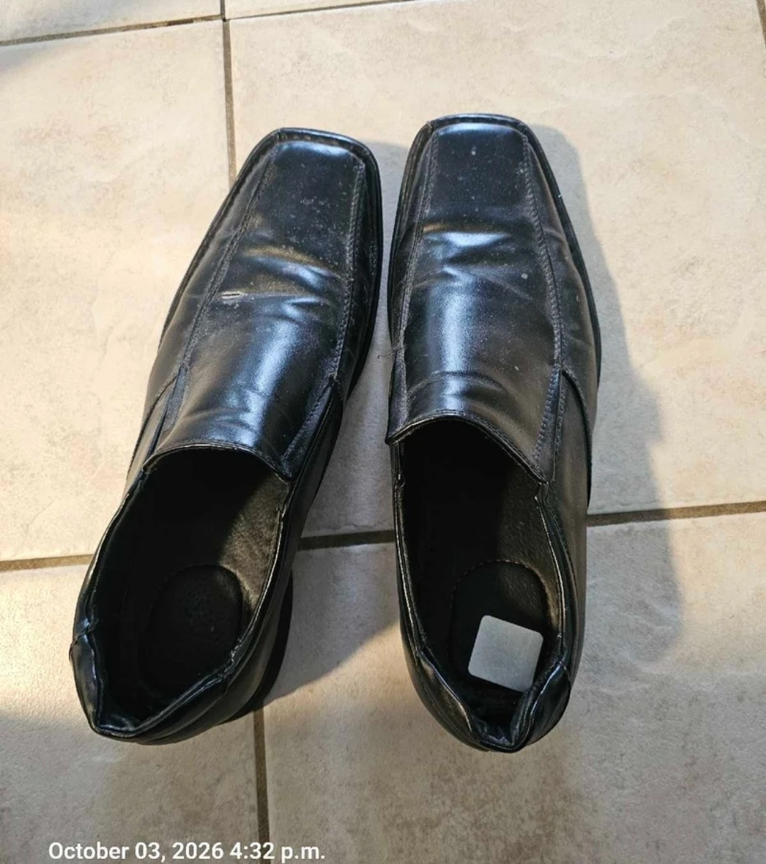 Black Men's Slip-On Dress Shoes