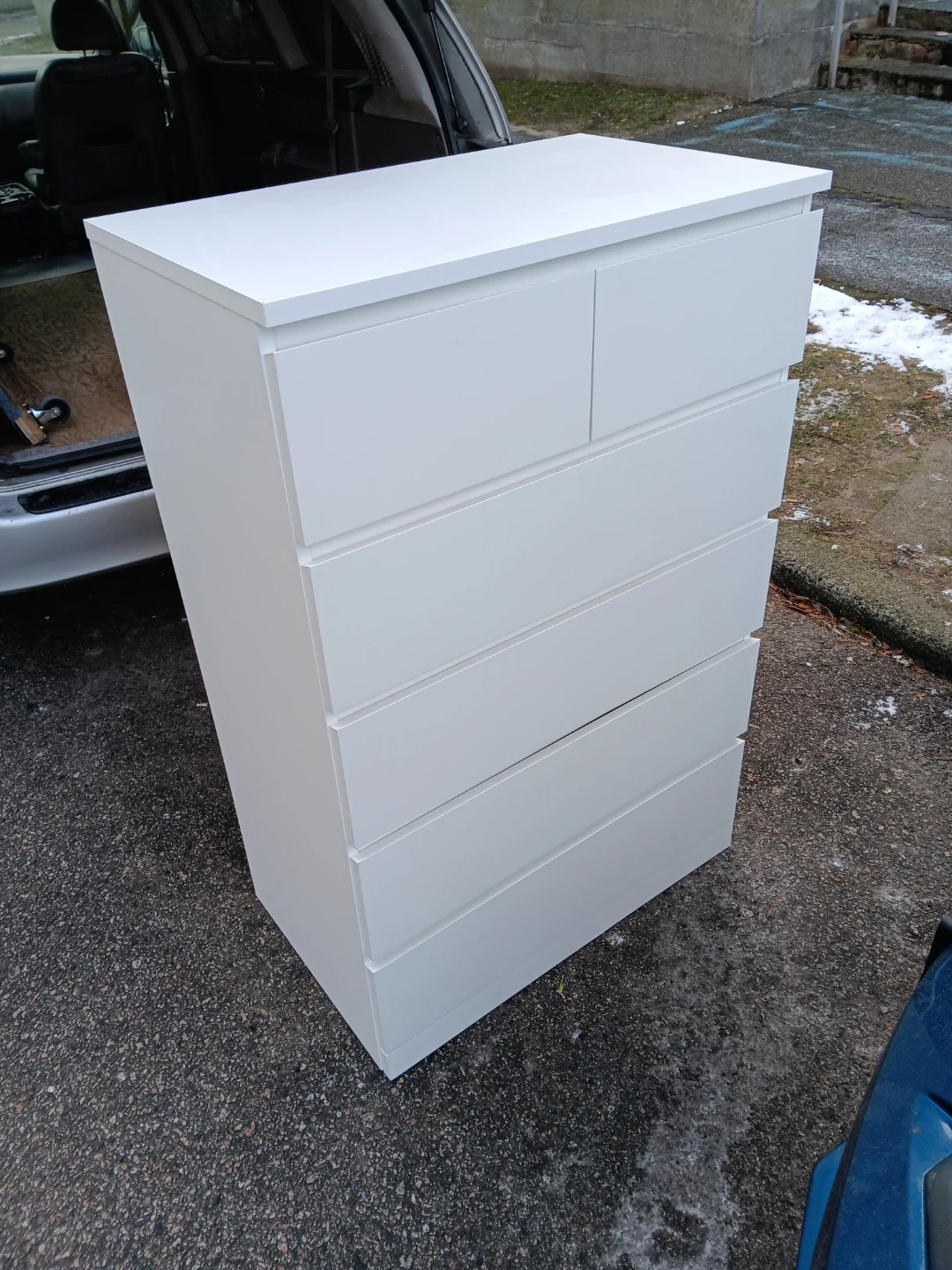 Malm Ikea dresser delivery available