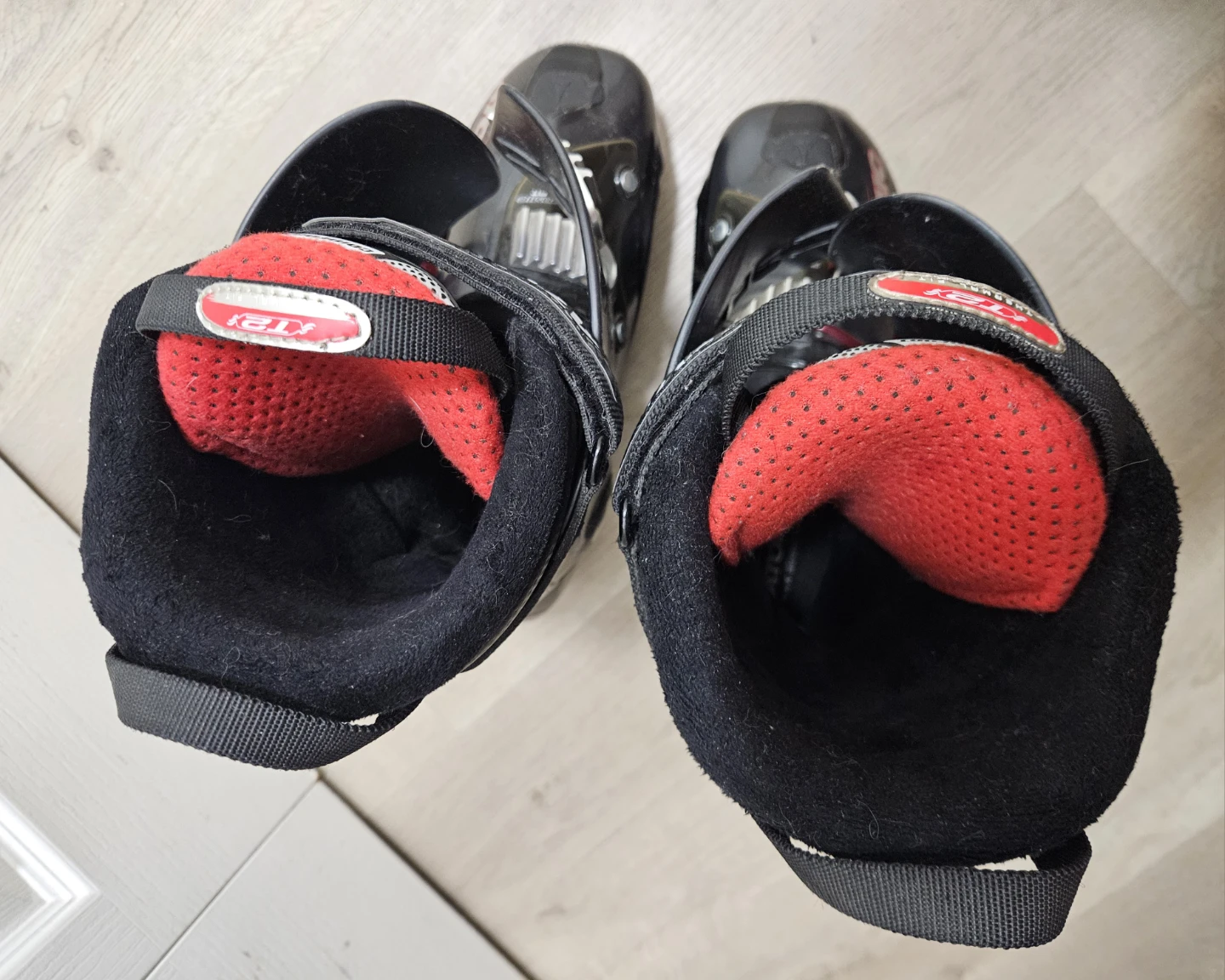 Ski boots - photo 3