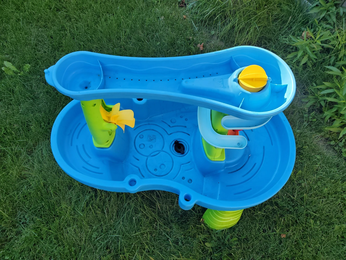 Step2 Water Table - photo 4