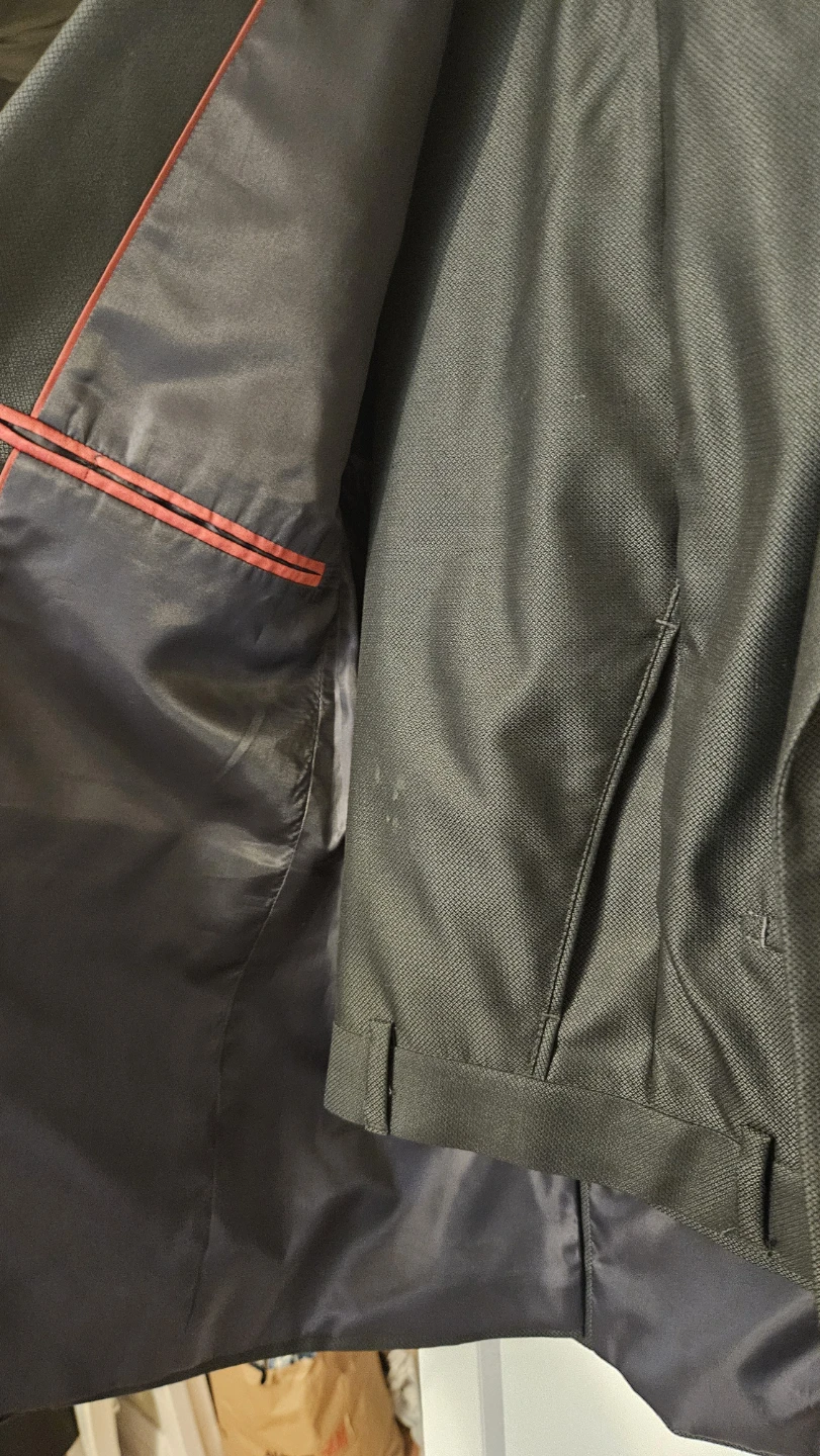 Two Piece Medium Men's Suit - photo 2