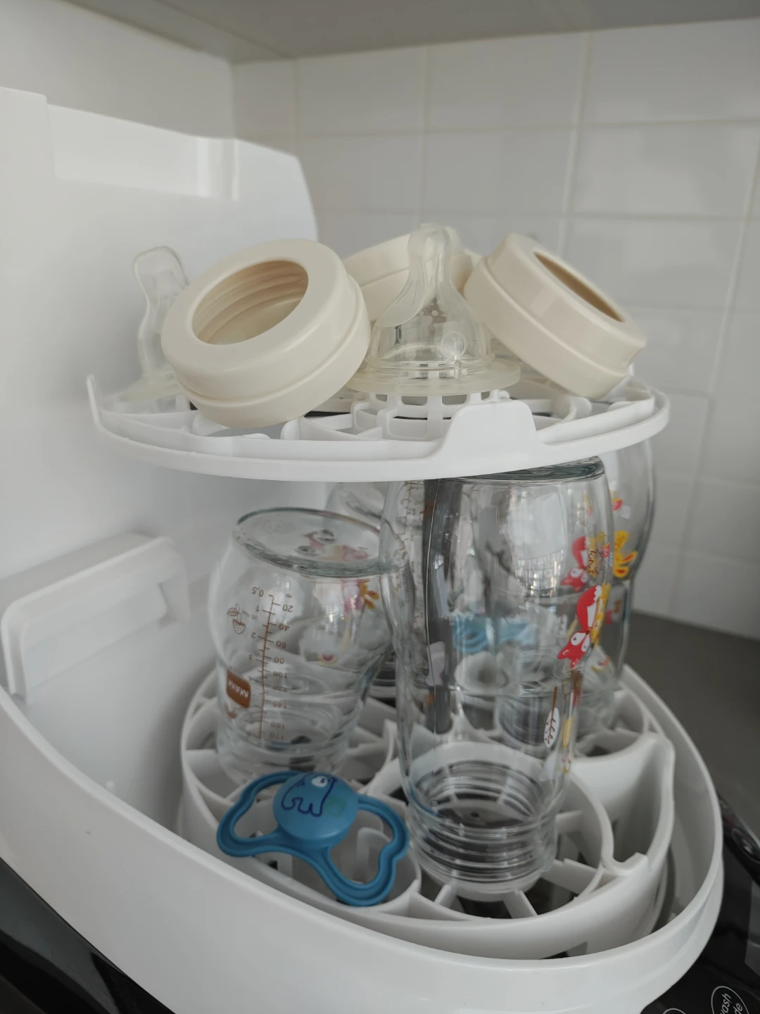 Baby Brezza Bottle Sterilizer and Dryer - photo 3