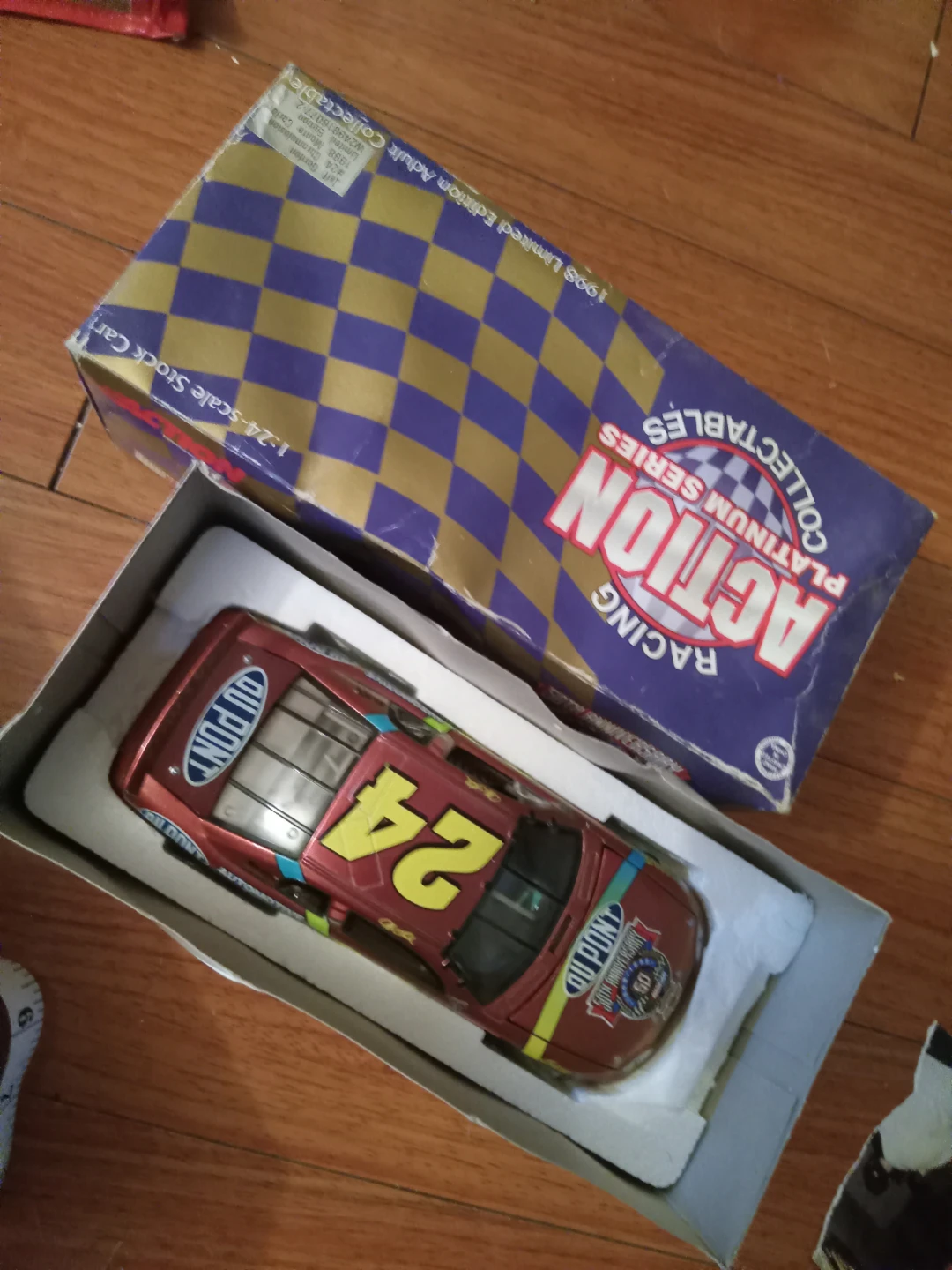 Action Racing Collectables Jeff Gordon #24 1:24 Car