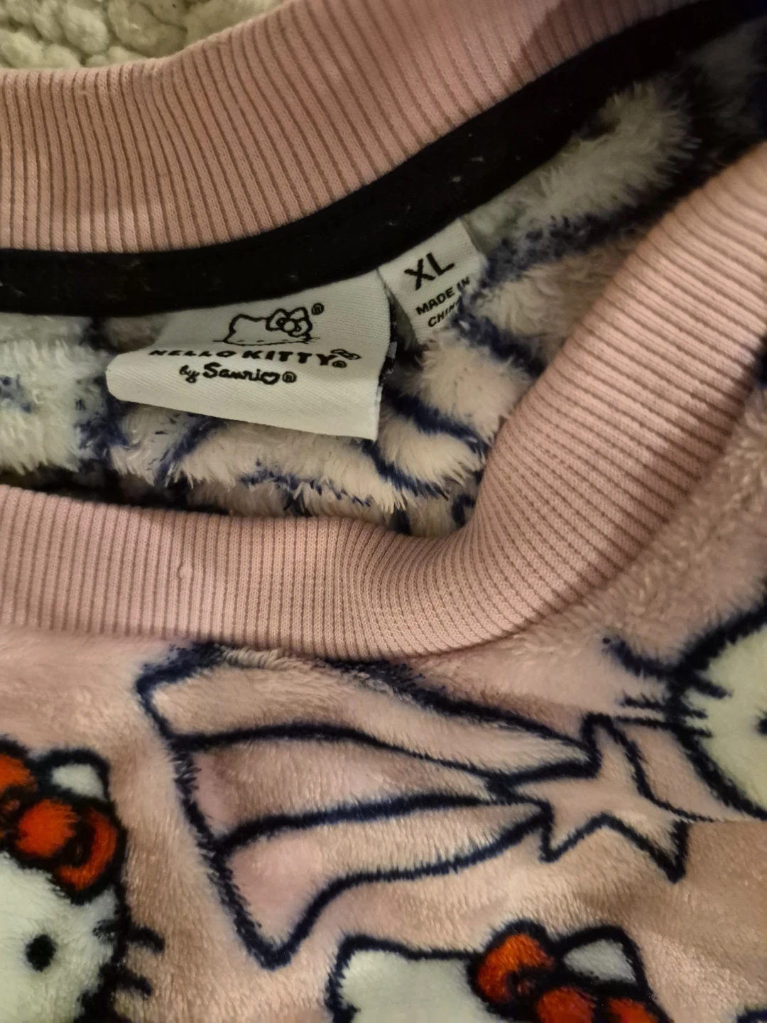 Hello Kitty Sanrio Pink Fleece Sweatshirt XL - photo 2