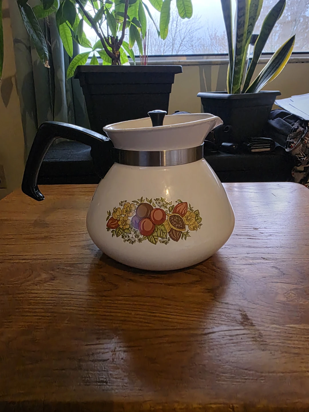 Vintage Corning Ware P104-B Teapot