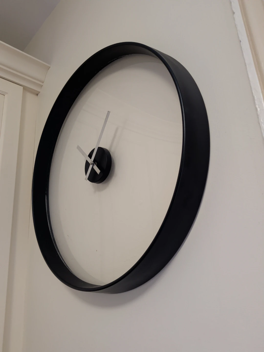 Minimalist Black Wall Clock - photo 2
