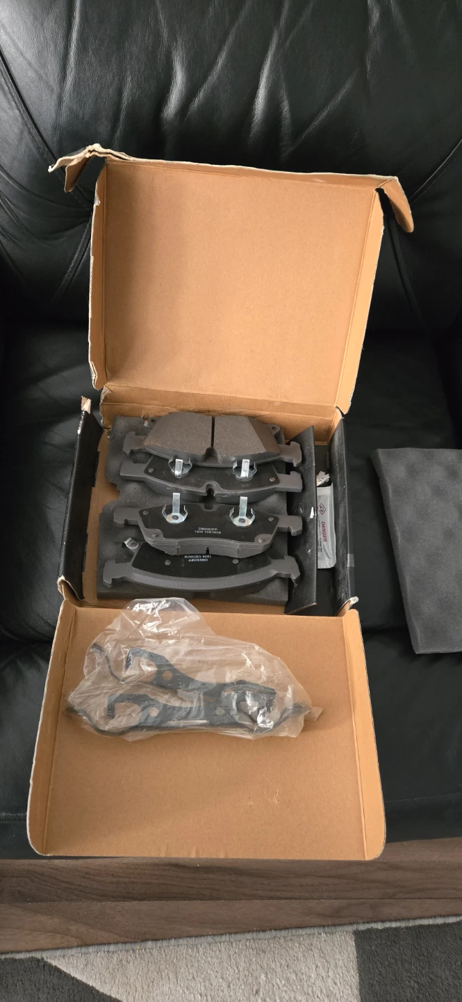 OE+ Pro-Series Brake Pads DB9303FF