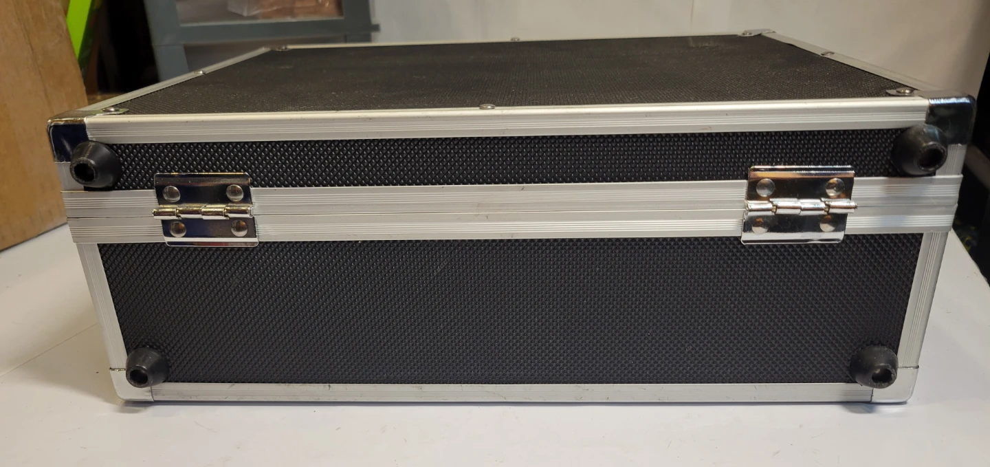 Small Black Aluminum Hard Case with Handle - photo 4