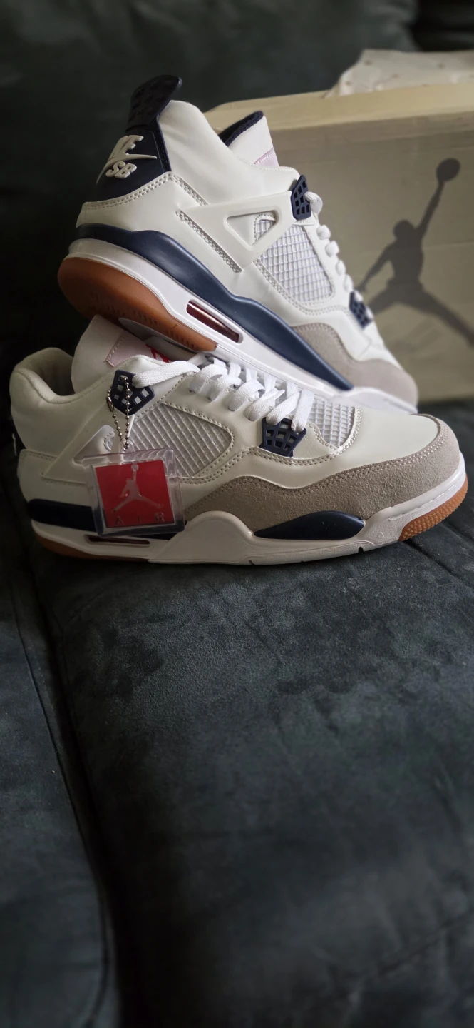 Air Jordan 4 x Nike SB style white navy gum - photo 2