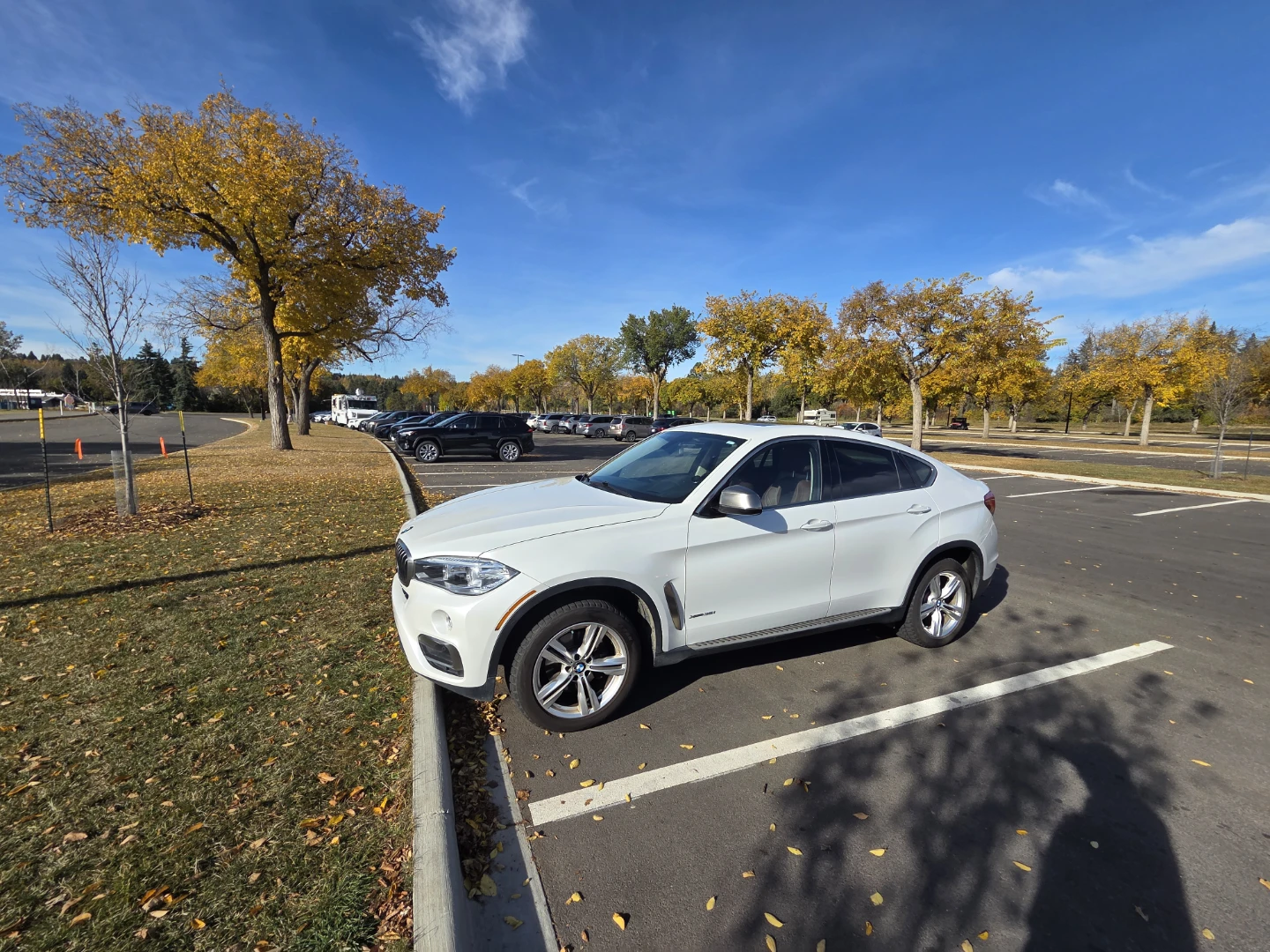 2015 BMW X6 xDrive35i - 166,800 km / Clean Title