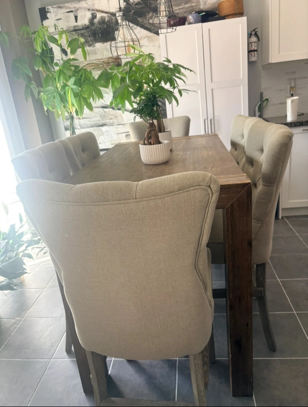 High dinning and table set - photo 3