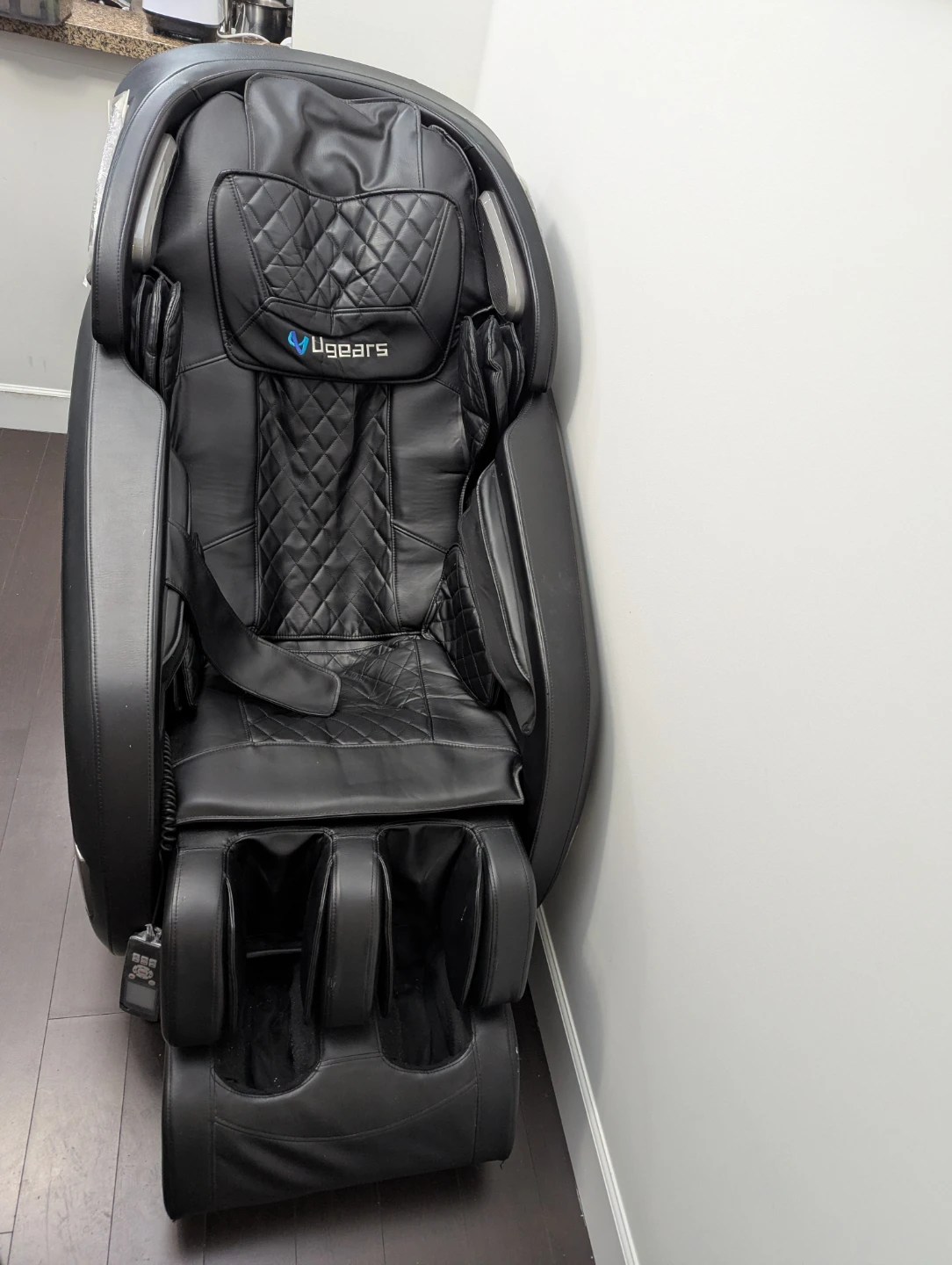 Ugears Black Leather Massage Chair - photo 2