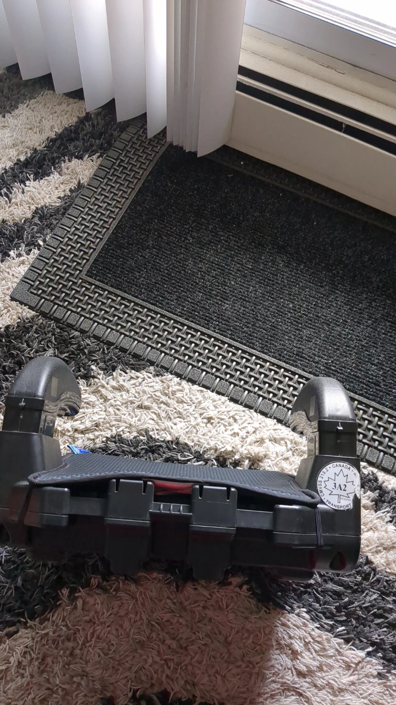 Graco Booster Seat - photo 2