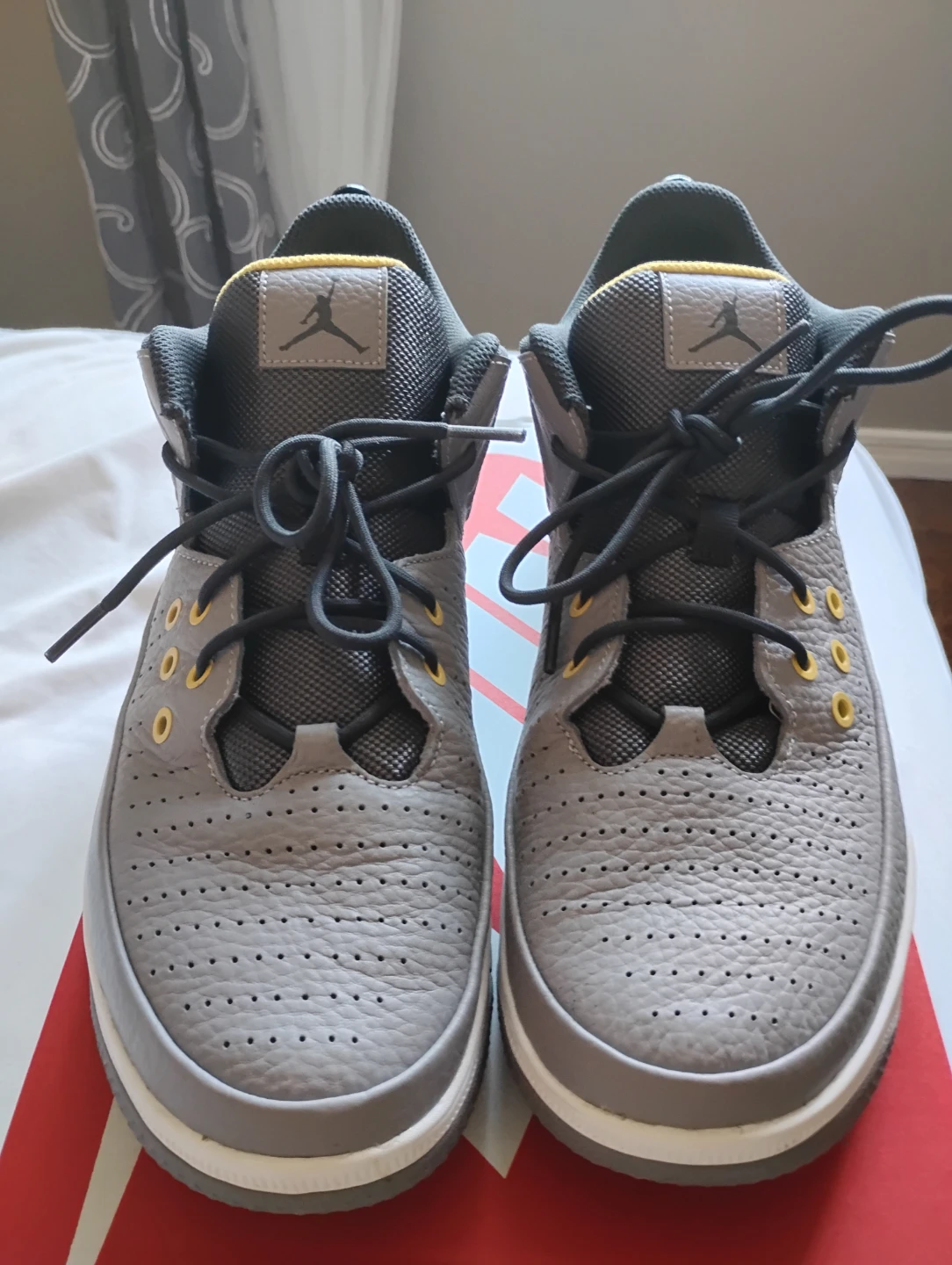 Jordan Flight Club 91 Grey Basketball Shoes - photo 2