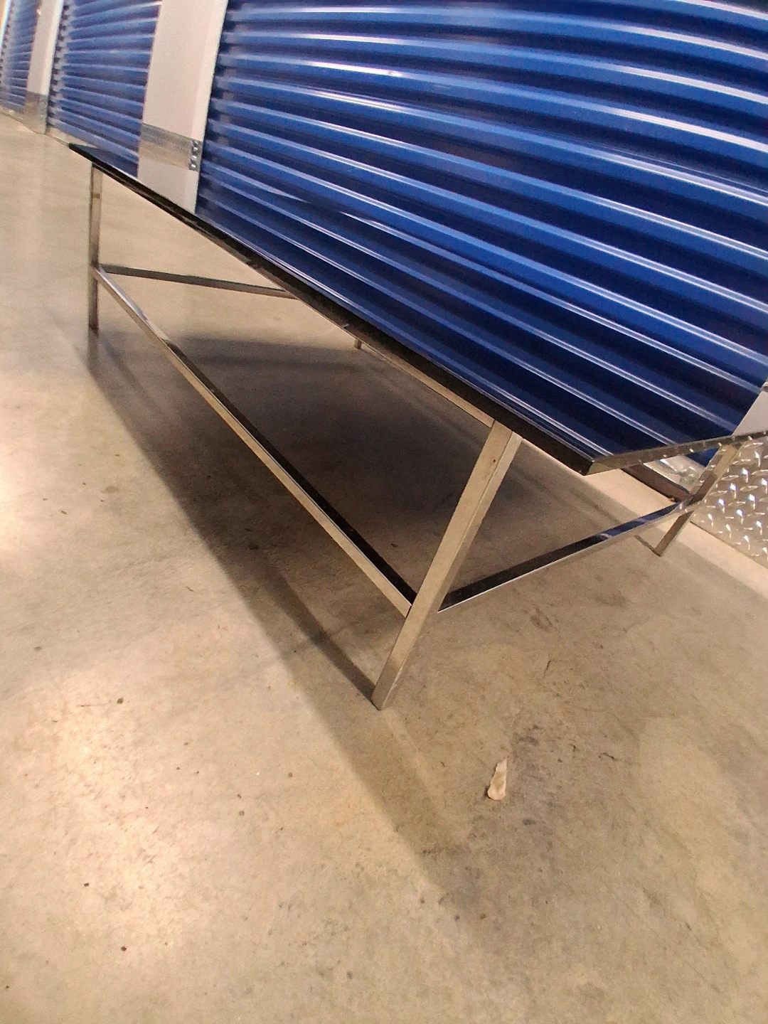 Modern Japanese Chrome & Black Glass Coffee Table - photo 4