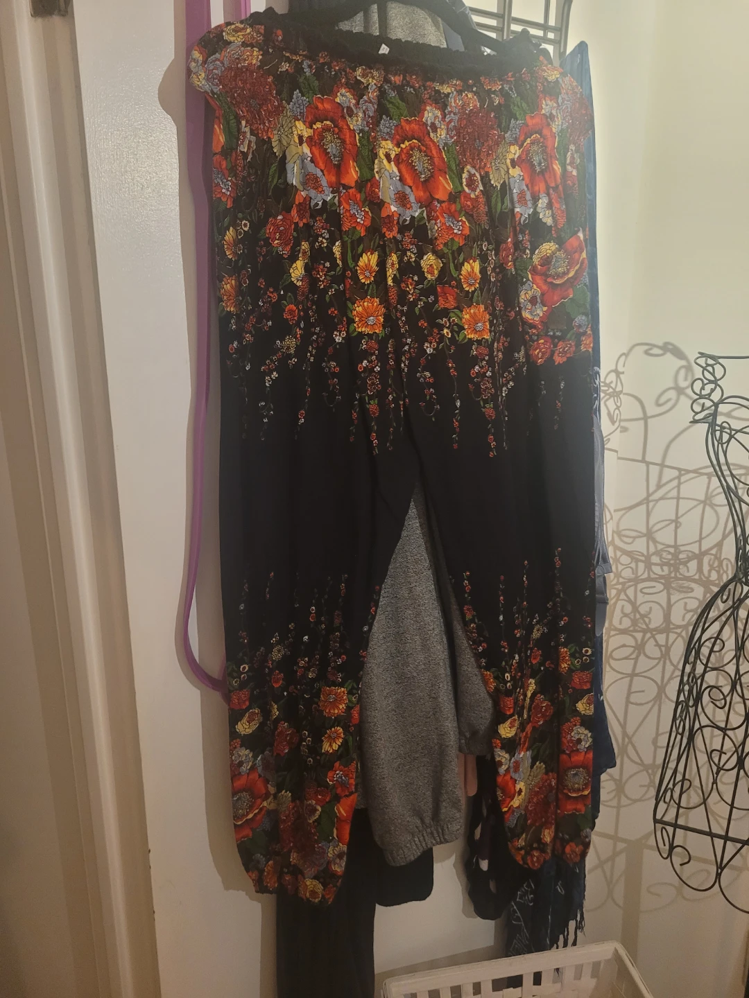 Floral Print Wide-Leg Pants