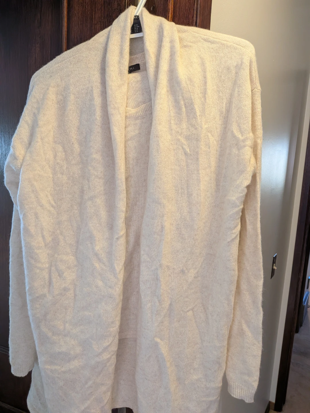 Tahari Cashmere Tank and Cardigan Set - photo 2