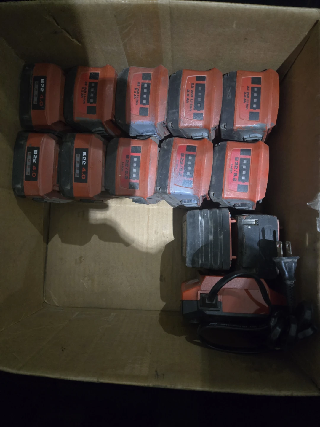 Hilti Power Tool Set with 22V Batteries and Charger - photo 2