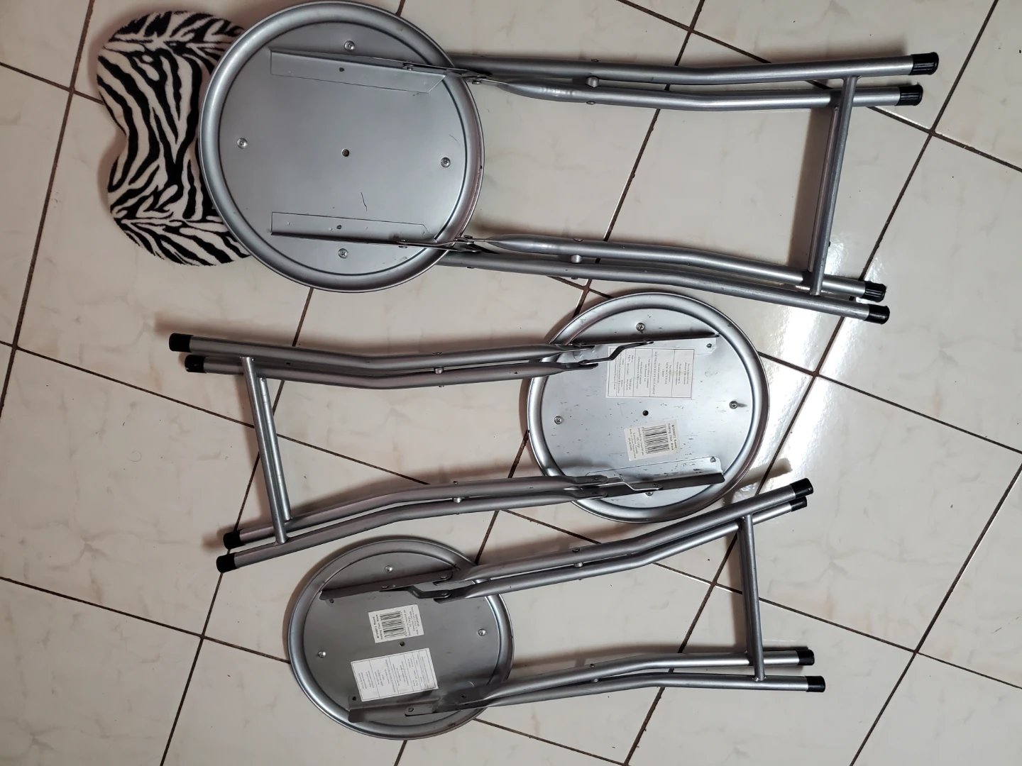 Set of 3 Folding Chairs - photo 3