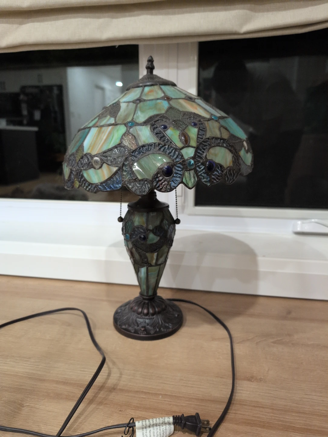 Tiffany Style Stained Glass Table Lamp