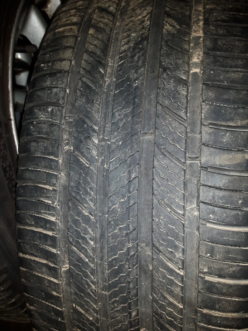 Chrysler 17" aluminum rims and Michelin tires - photo 4