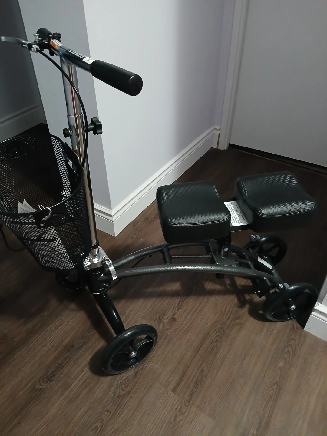 Medical Steerable Knee Walker - photo 2