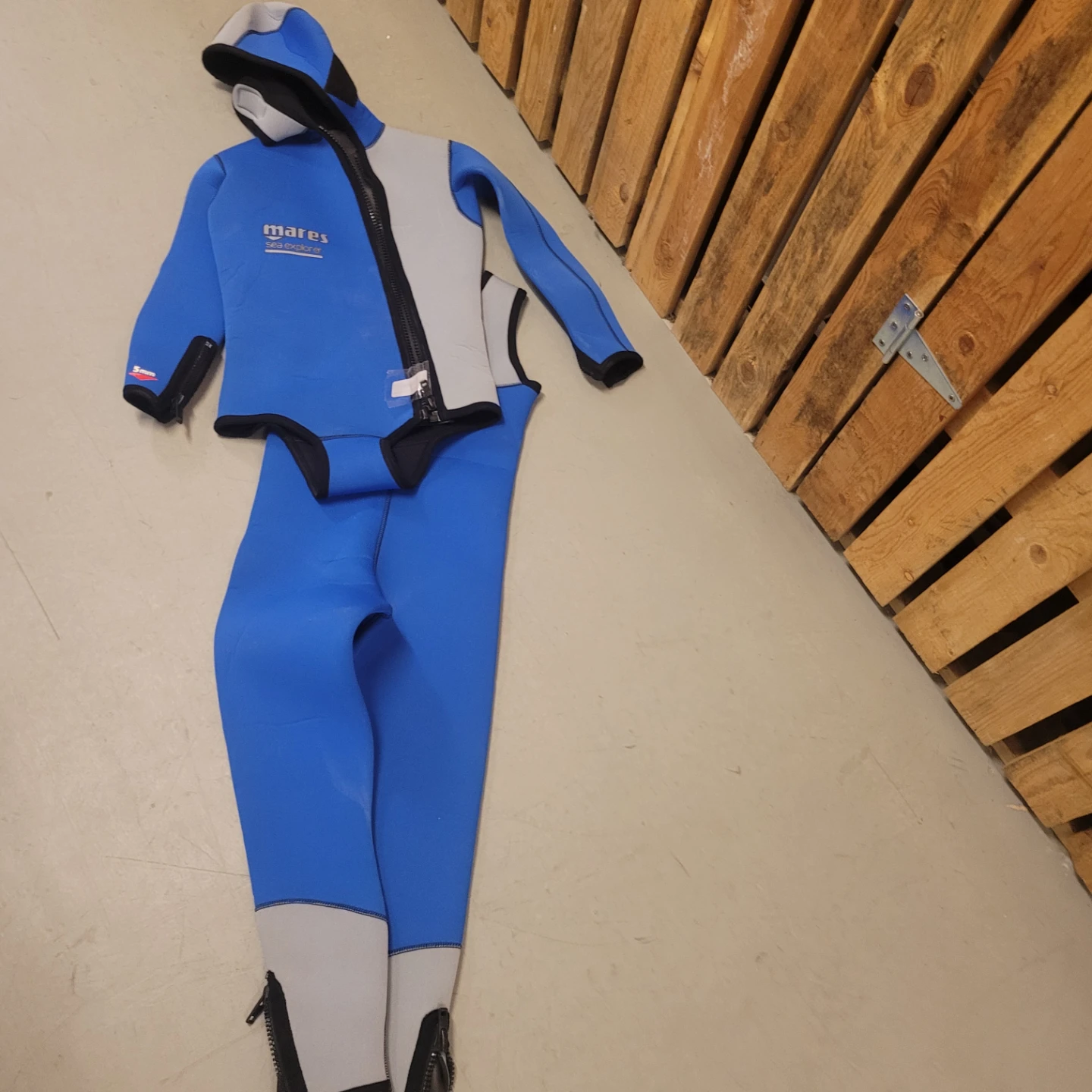 Mares Sea Explorer 5mm Wetsuit