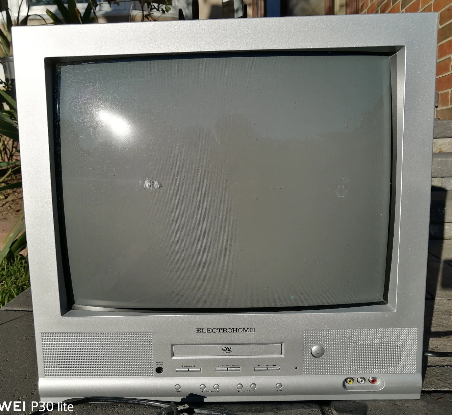 Electrohome 20 inch Colour TV with DVD Player