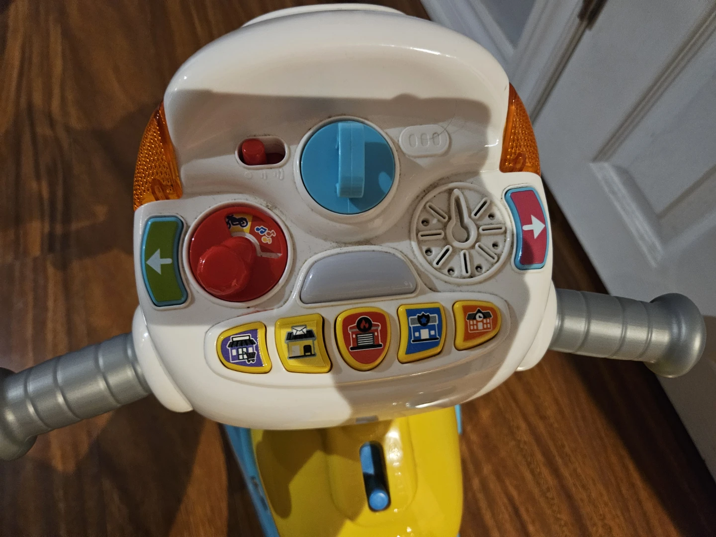 Toddler Musical Ride-On Scooter - photo 4
