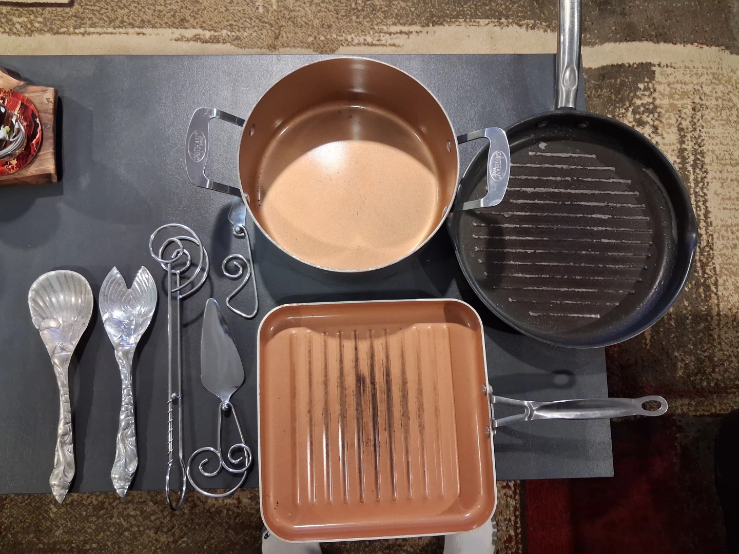 Kitchen items.