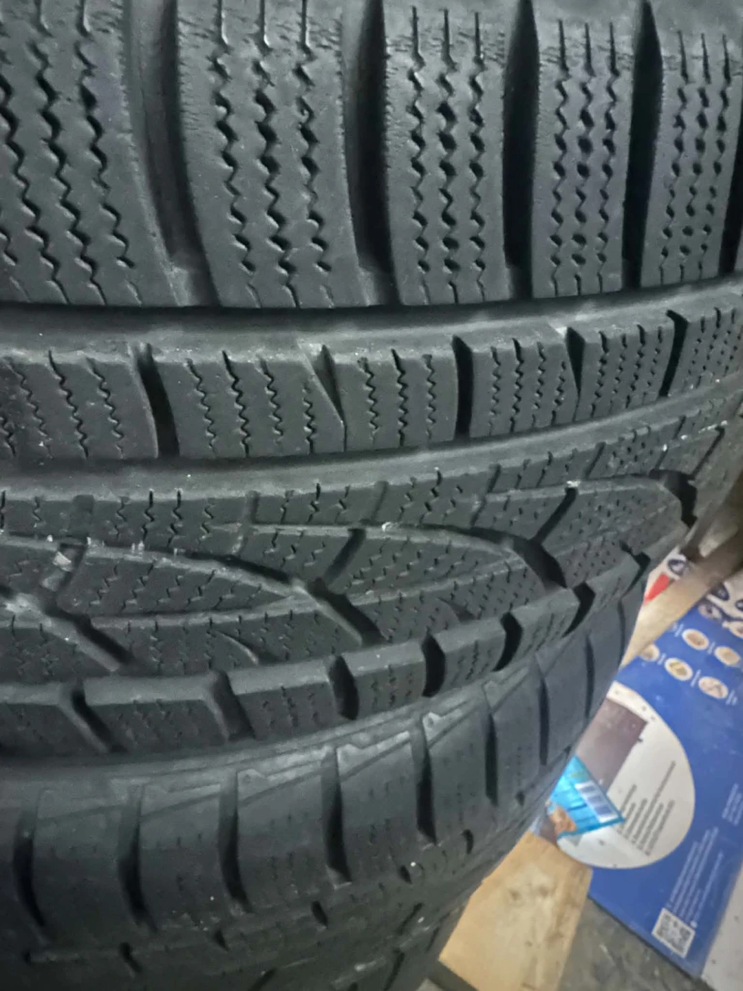 Subaru Winter Tires with Rims 205/50R17 - photo 3