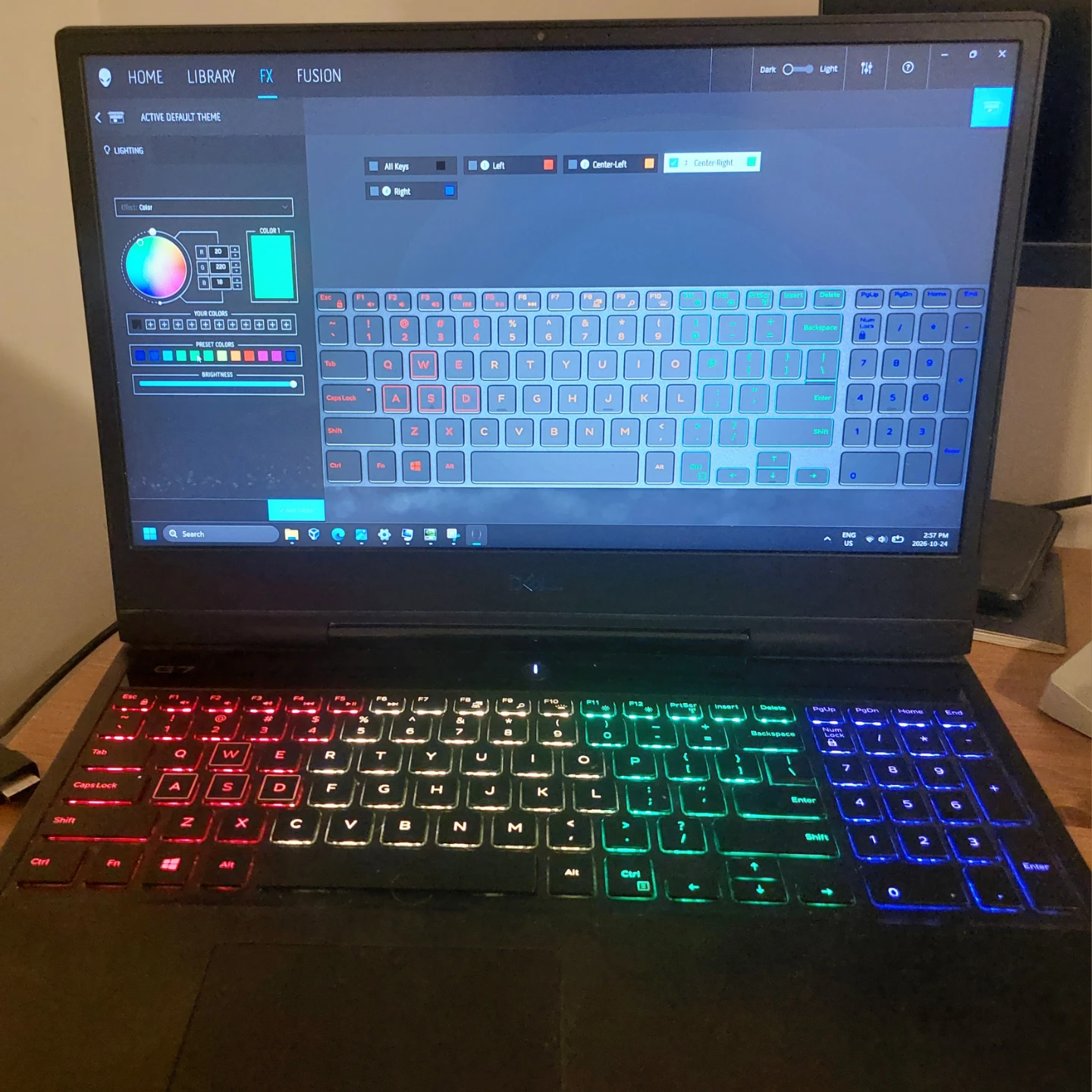 Dell G7 7567 Gaming Laptop - photo 2
