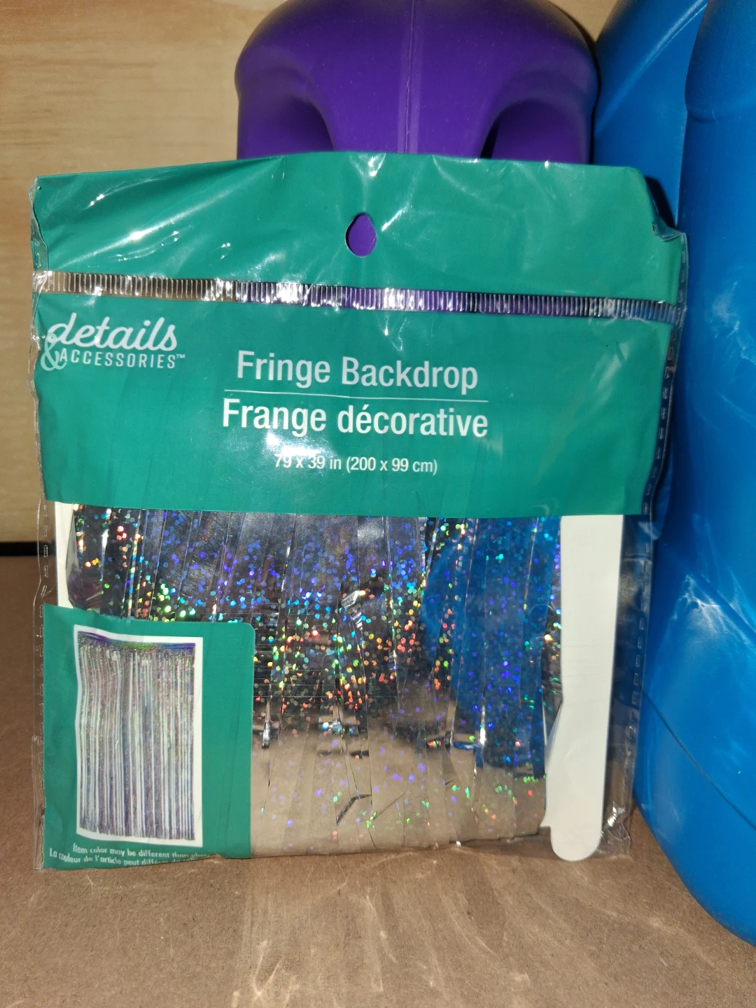 Details & Accessories Fringe Backdrop