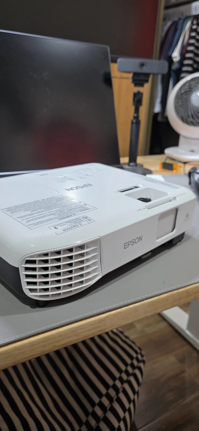 Epson VS250 3LCD Projector