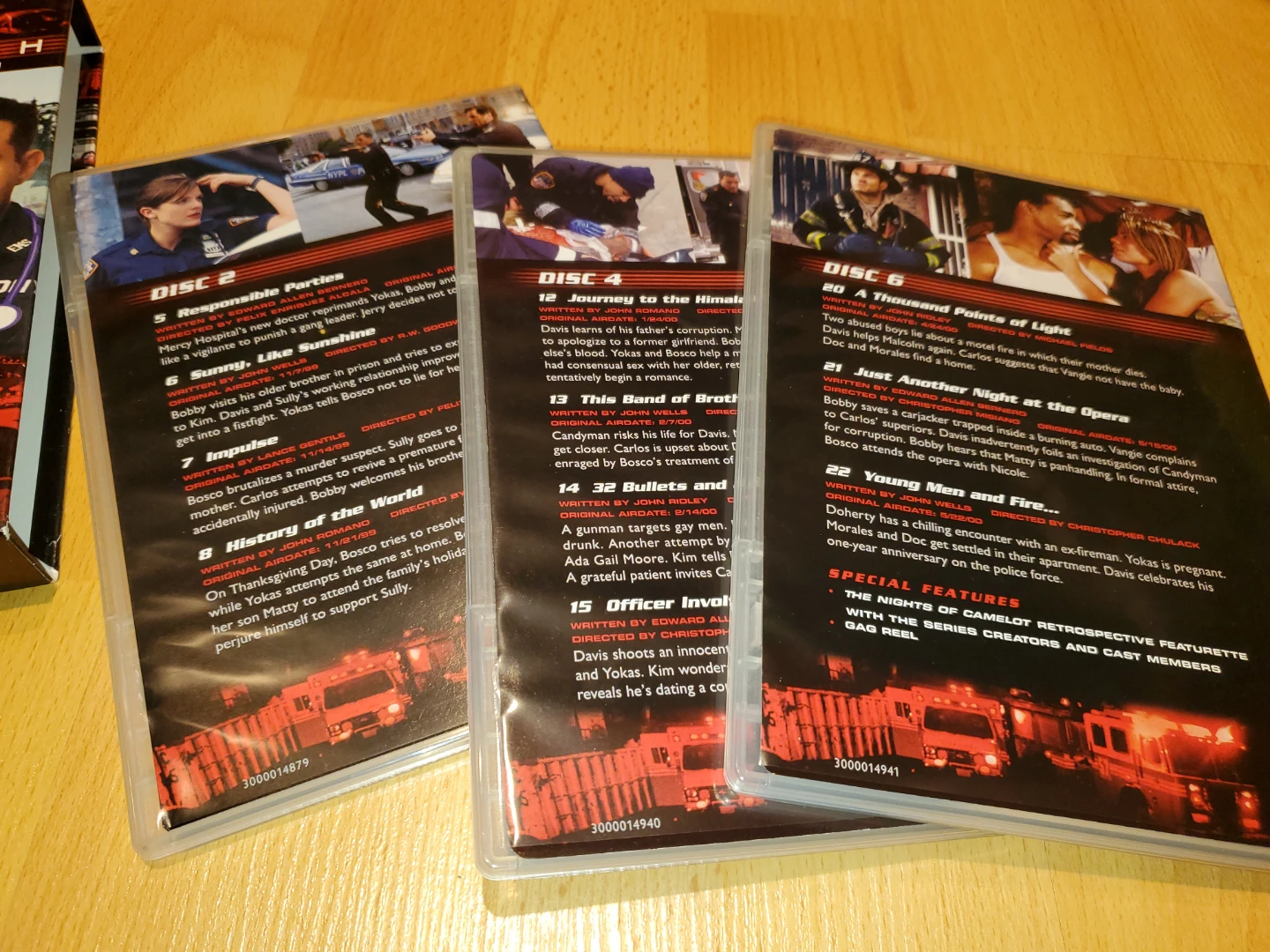 Third Watch: The Complete First Season DVD Box Set - photo 3