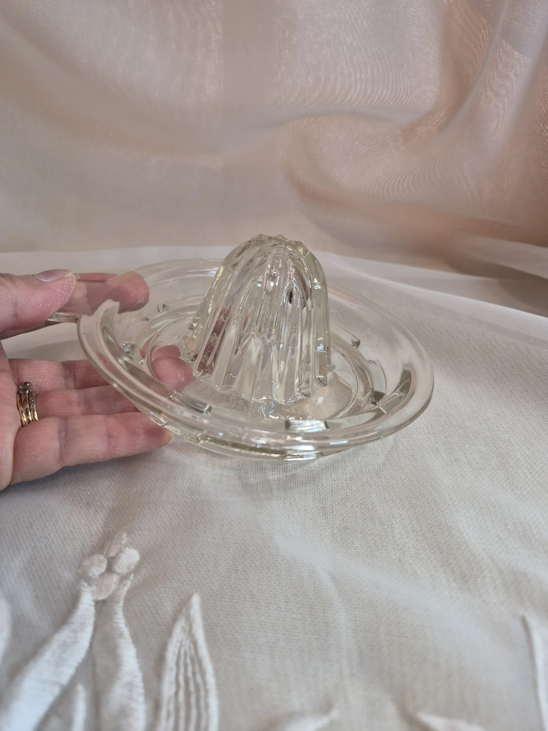 Vintage Glass 5" Lemon etc. Juicer - photo 4
